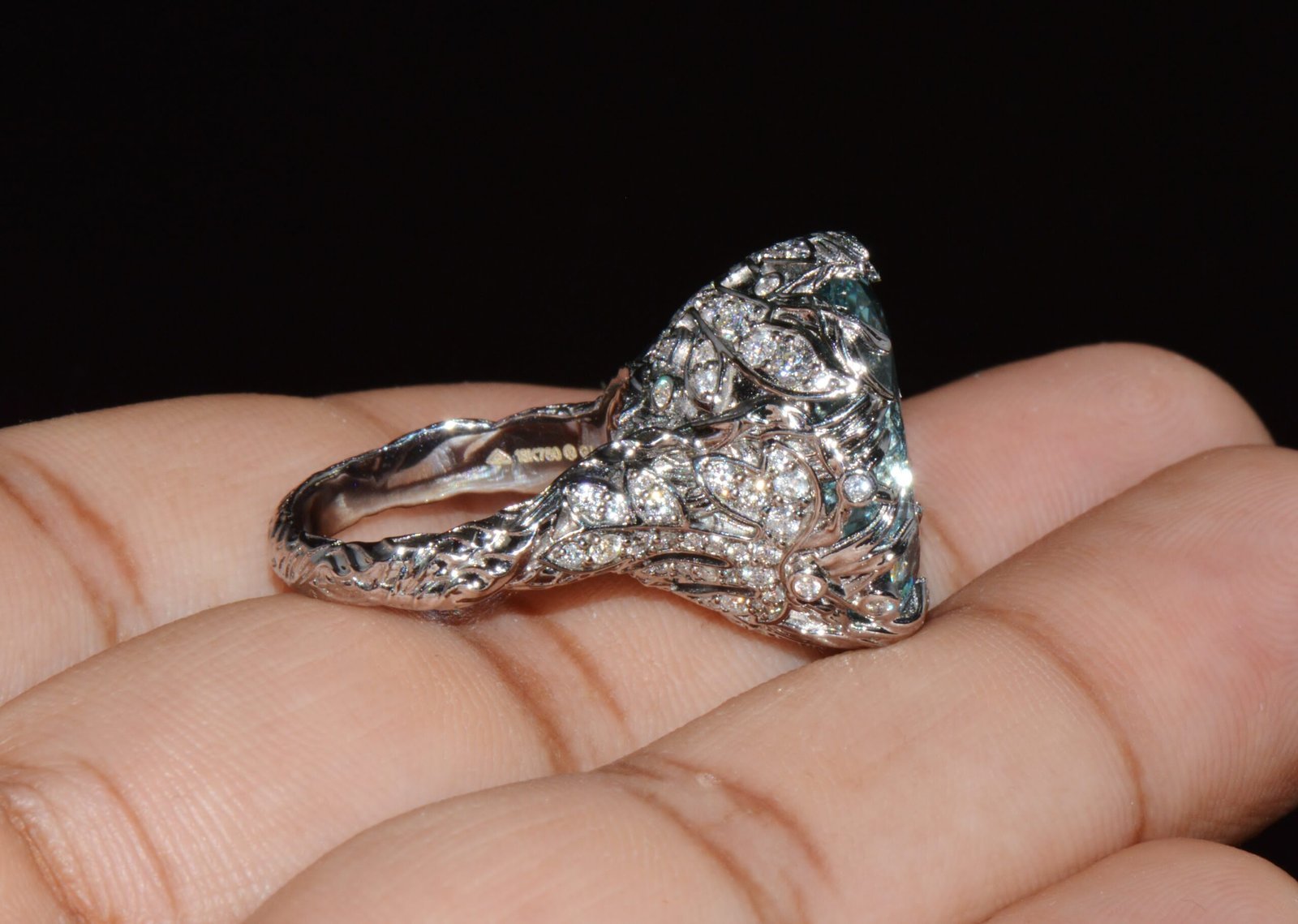 GIA Certified 16.03CT Aquamarine & Diamond 18K Gold Maple Leaf Sculptural Ring