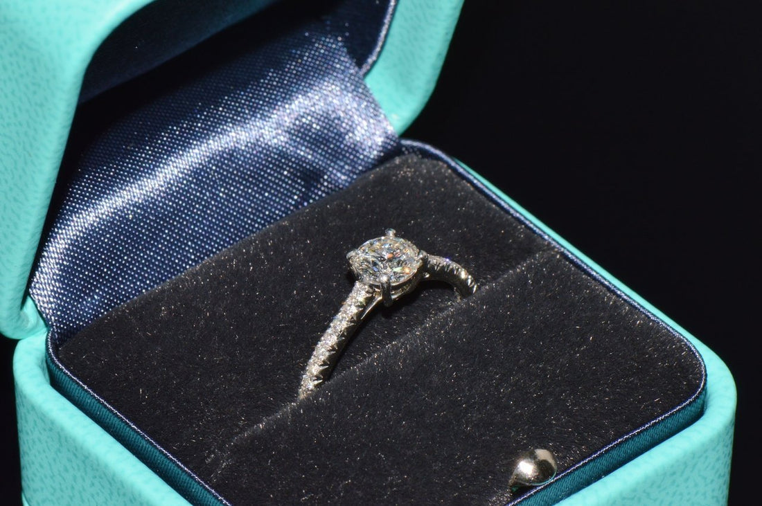 Genuine Tiffany & Co. Natural 0.81Cts Diamond Novo 950 Platinum Engagement Ring