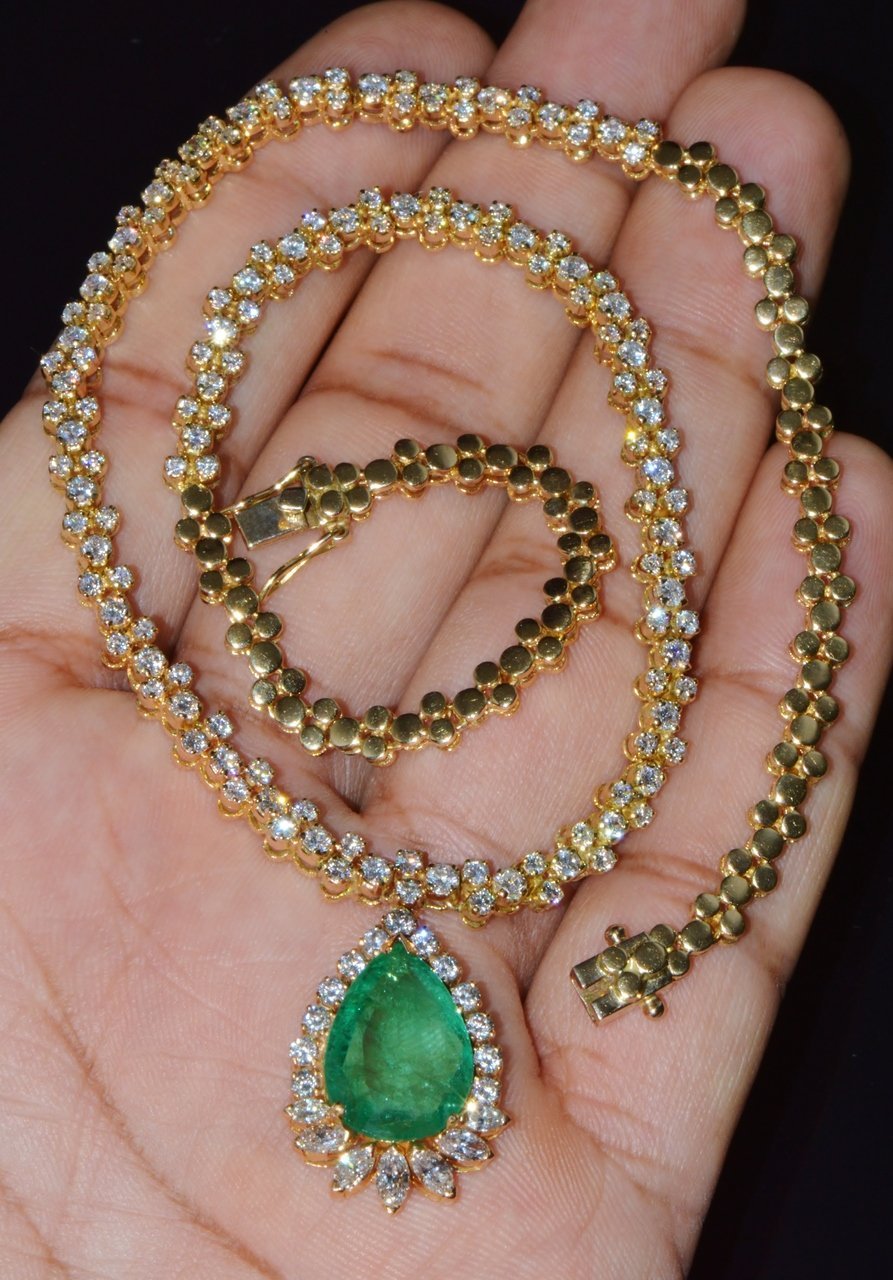 GIA Certified Natural 21.76CTS VS F Diamond Emerald 18K Solid Gold Necklace Earrings Set