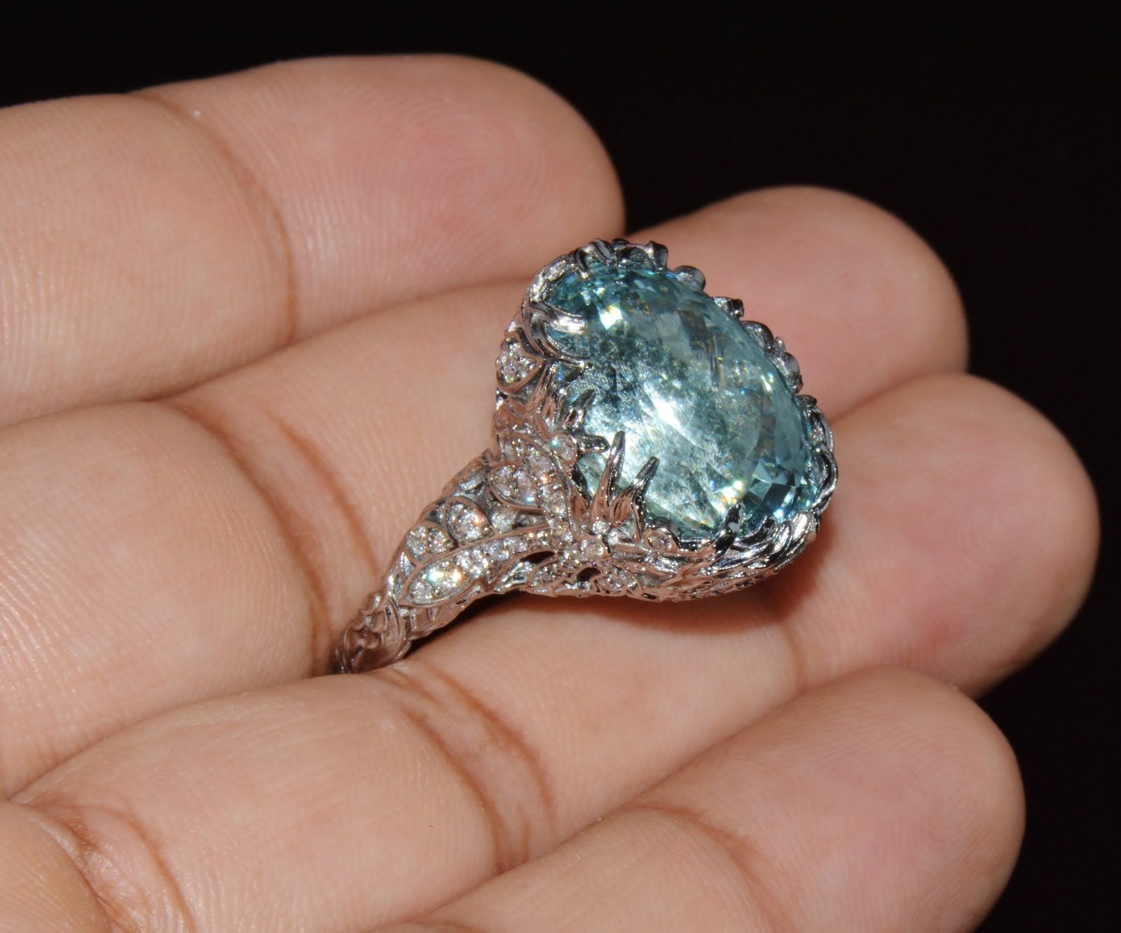 GIA Certified 16.03CT Aquamarine & Diamond 18K Gold Maple Leaf Sculptural Ring
