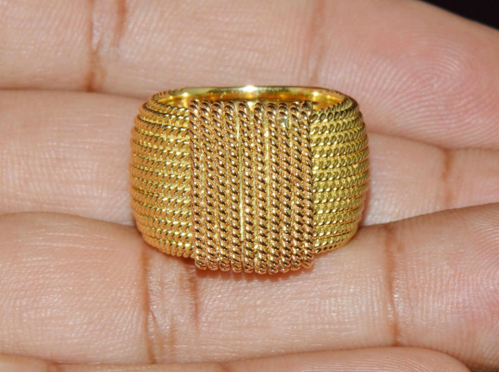 Authentic Vintage Roberto Coin Opera 18K Yellow & Rose Gold Wide Statement Band Ring with Hidden Ruby