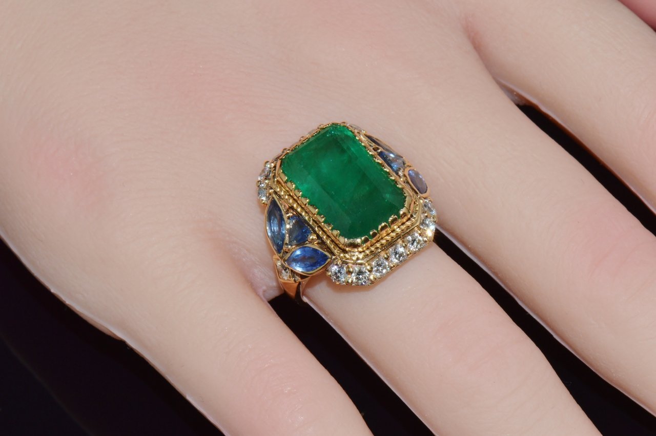 GIA Certified Natural 12.80CTS Emerald Sapphire Diamond 18K Solid Gold Cocktail Ring
