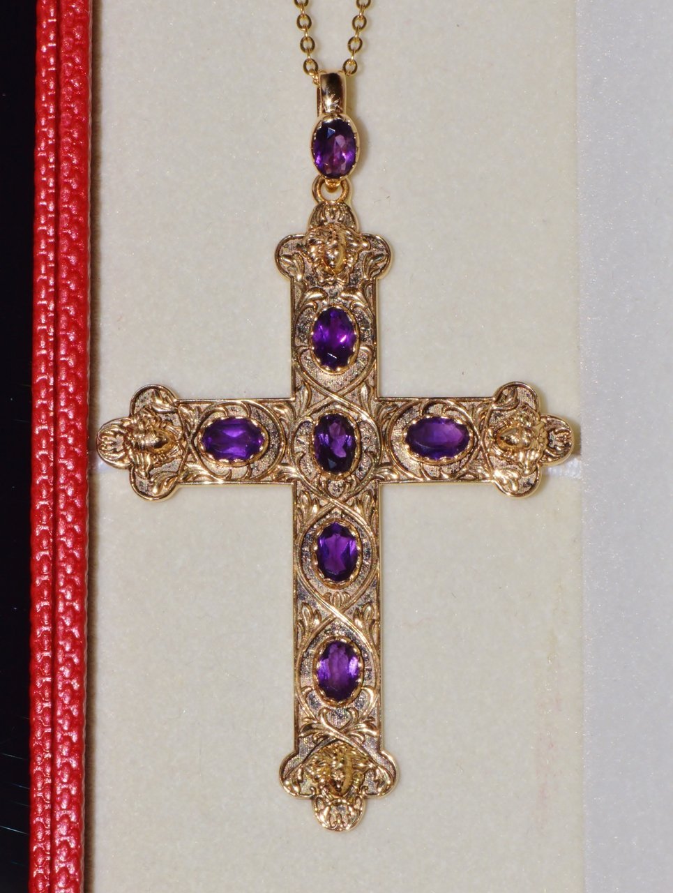 Certified Natural 2.95Cts Amethyst 18K 750 Solid Gold Engraved Cross Etruscan Pendant