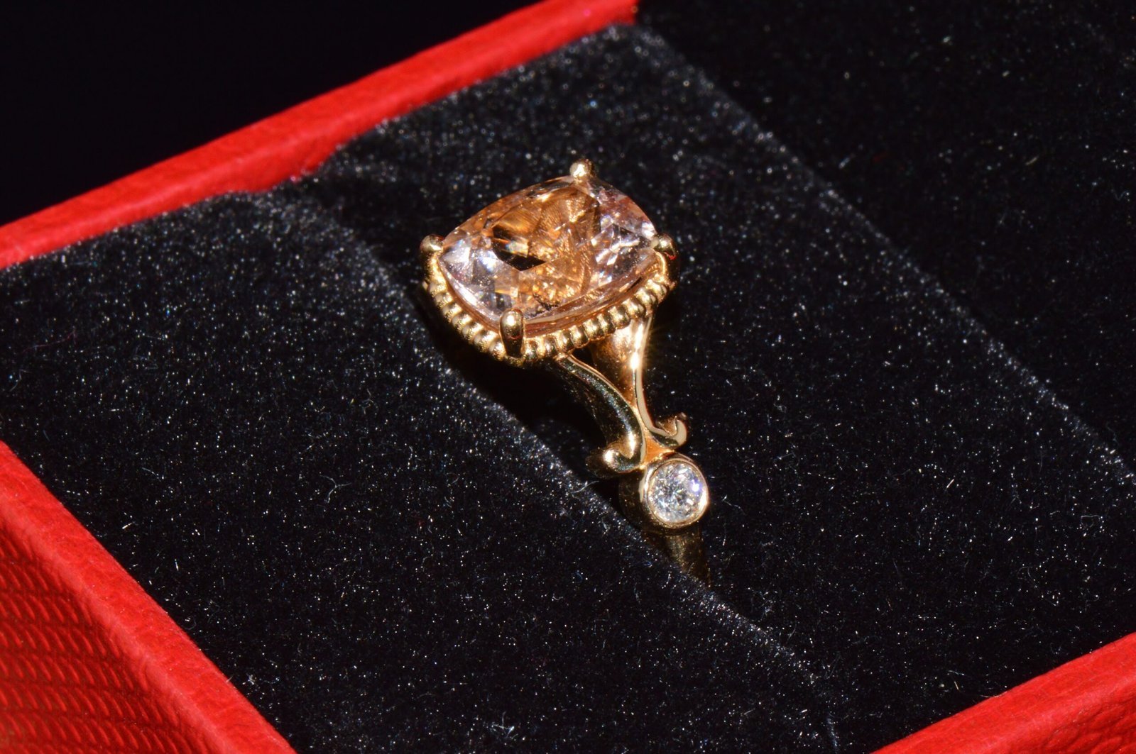 Certified Natural 2.82CTS VS F Diamond Morganite 18K Solid Gold Ring