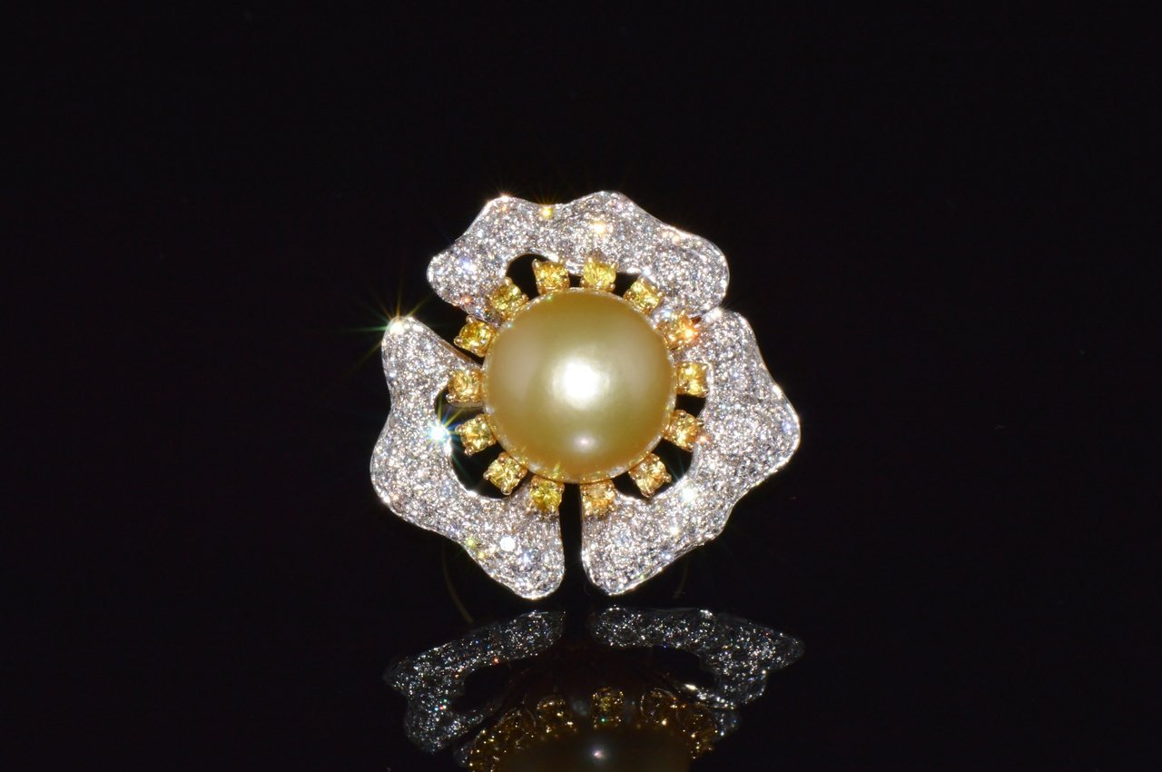 Certified Natural 26Cts VS F Diamond 15MM South Sea Pearl Sapphire 18K Solid Gold Floral Cluster Ring