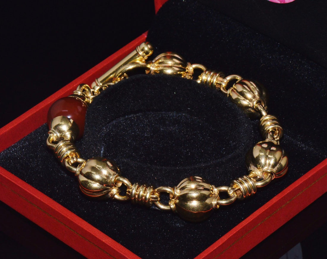 Estate Primavera Preziosi Italian Solid 18K Gold Carnelian Bead Fluted Ball Toggle Bracelet