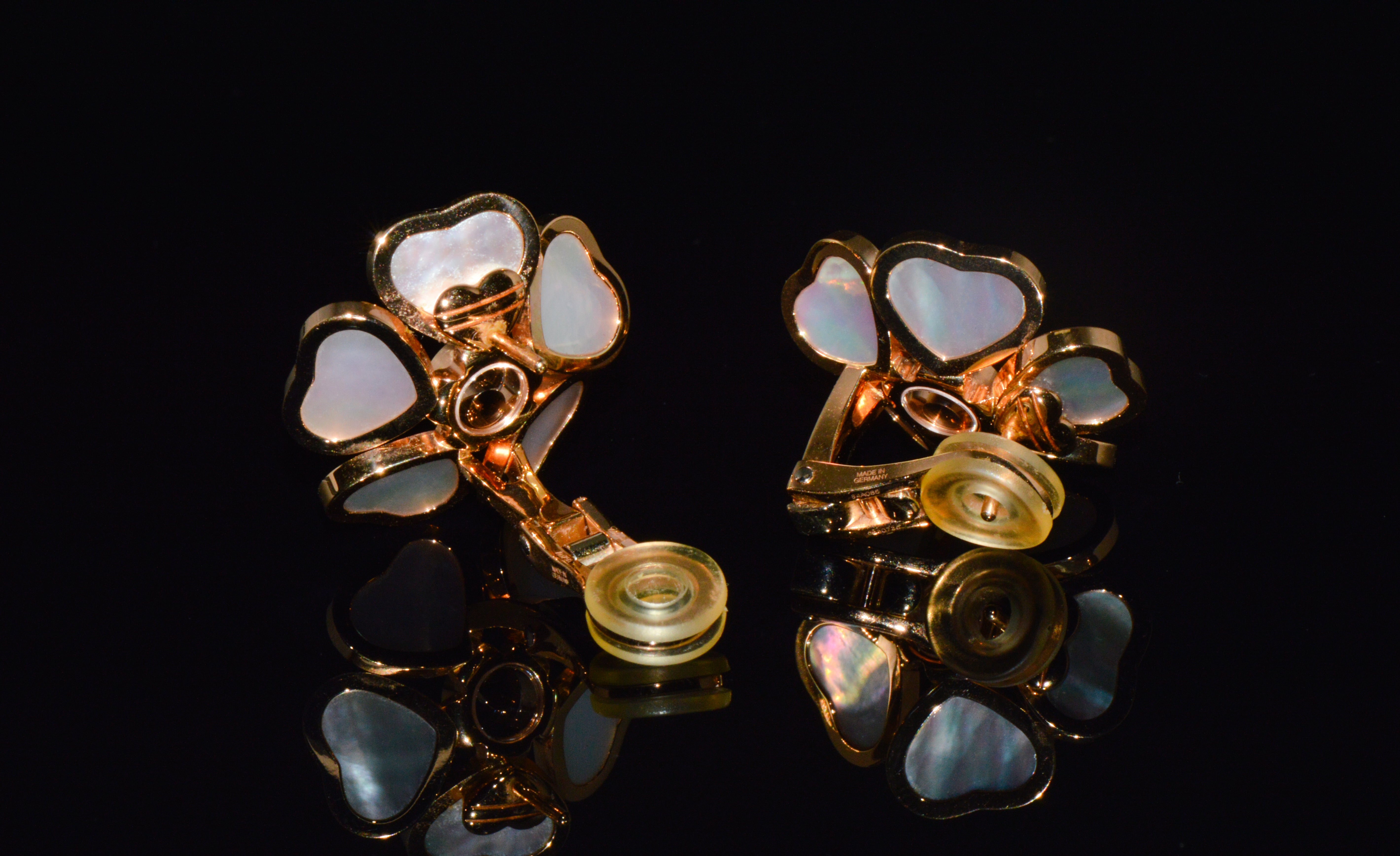 Chopard Happy Hearts Flowers Diamond Mother of Pearl 18K Rose Gold Earrings