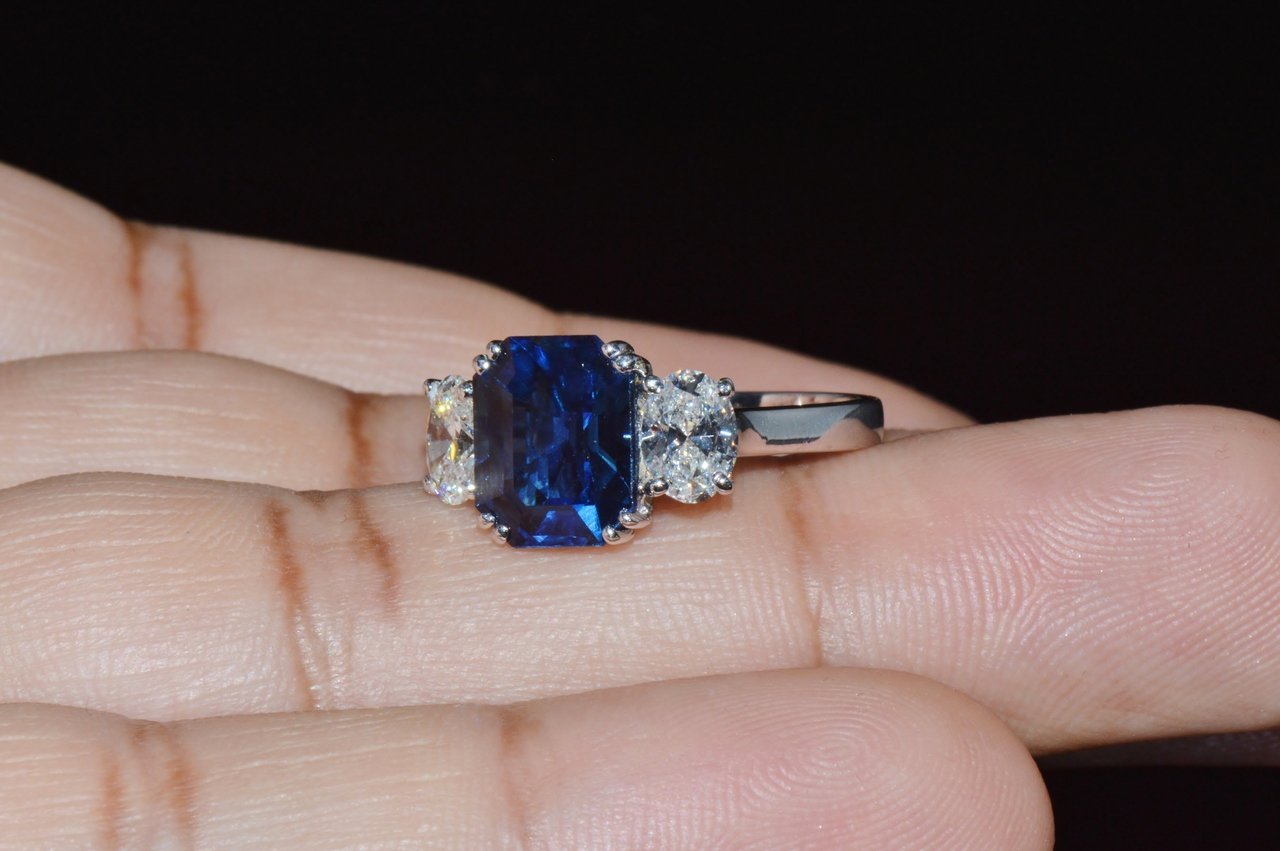 GIA Certified Natural 5.11CTS VVS F Diamond Royal Blue Sapphire 950 Platinum 3 Stone Ring