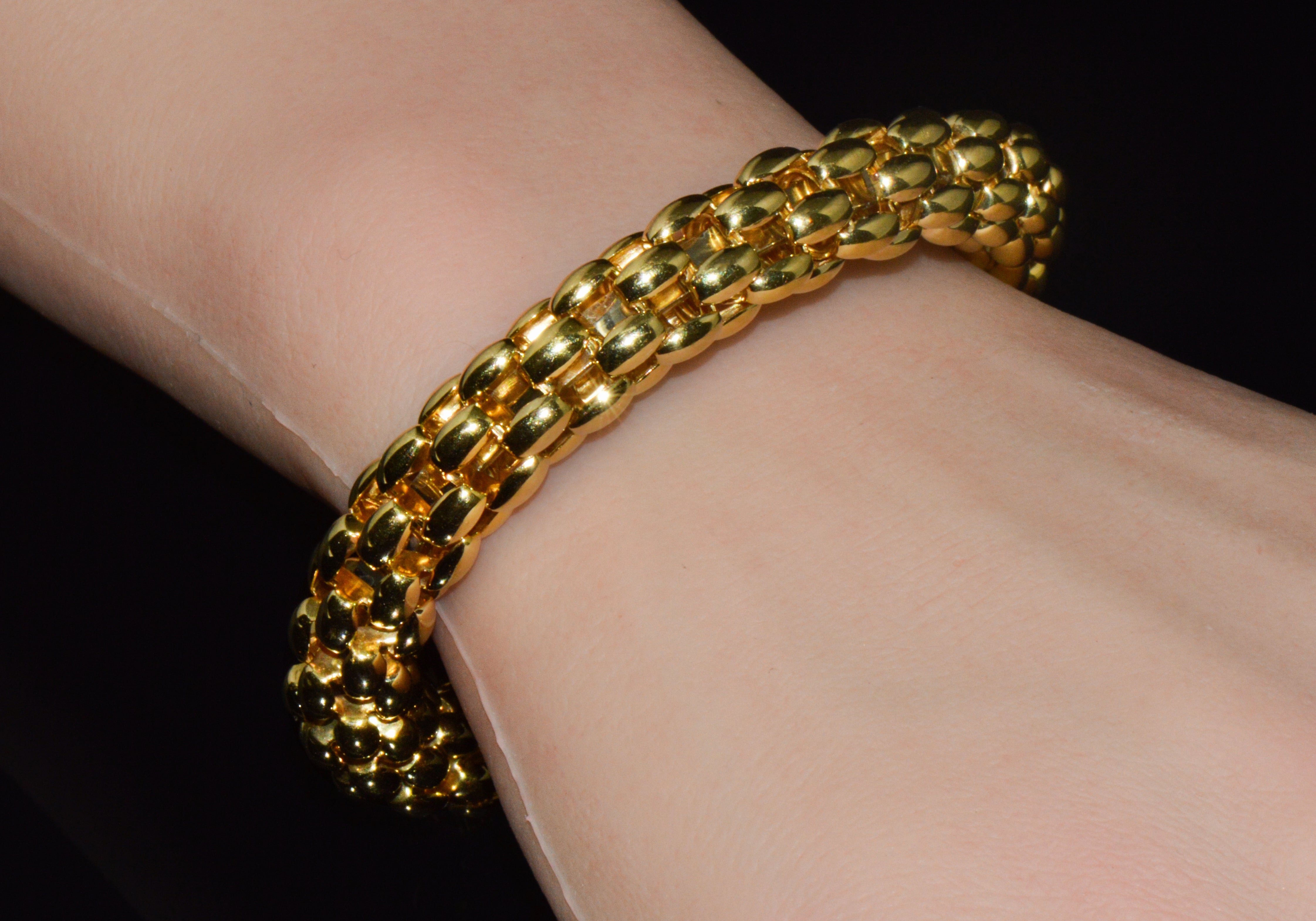Rare FOPE Flex’it Blue Sapphire Woven Wrap Bangle Bracelet in 18K Yellow & White Gold