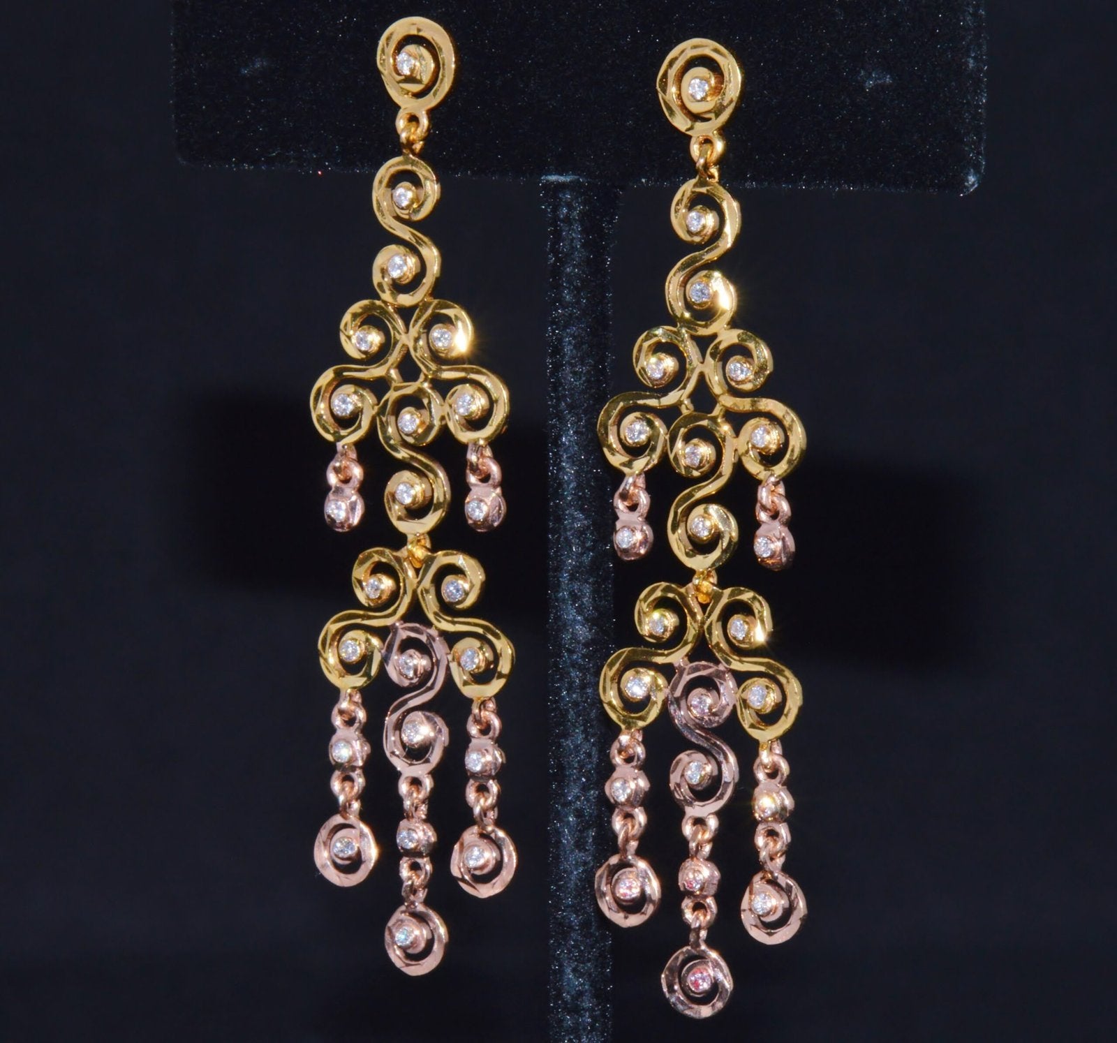 Certified Natural 1.55Cts VS F Diamond 18K Solid Gold Chandelier Earrings