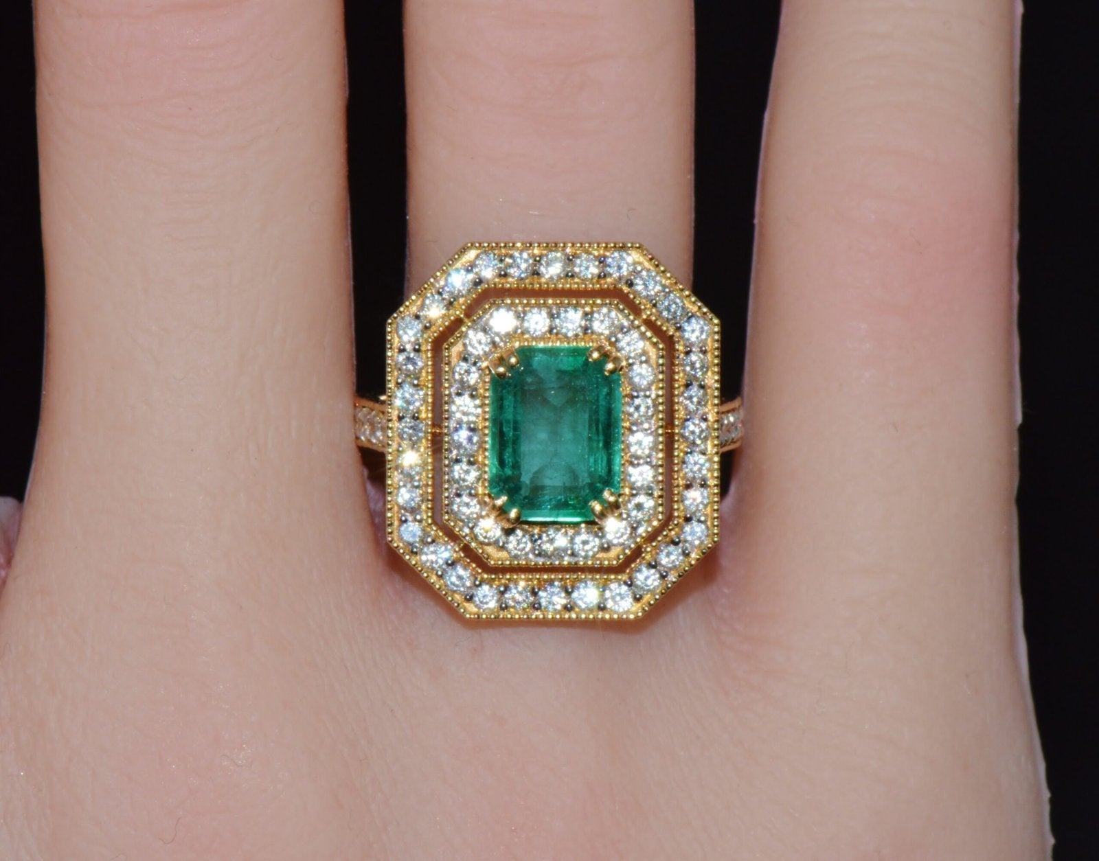 Certified Natural 3.4CTS VS F Diamond Emerald 18K Solid Gold Cocktail Milgrain Ring