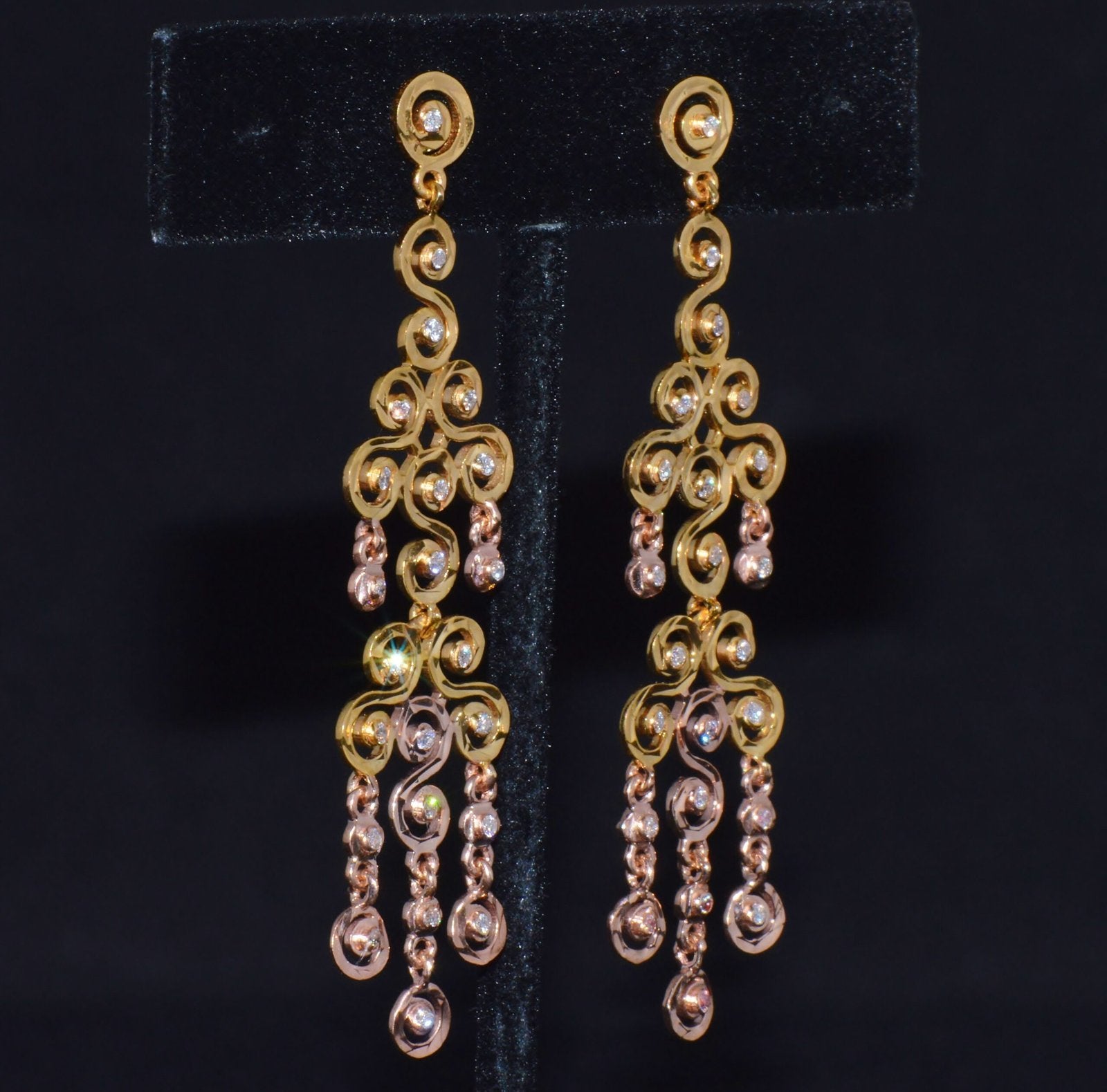 Certified Natural 1.55Cts VS F Diamond 18K Solid Gold Chandelier Earrings