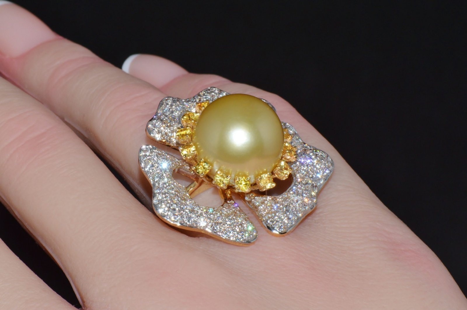 Certified Natural 26Cts VS F Diamond 15MM South Sea Pearl Sapphire 18K Solid Gold Floral Cluster Ring