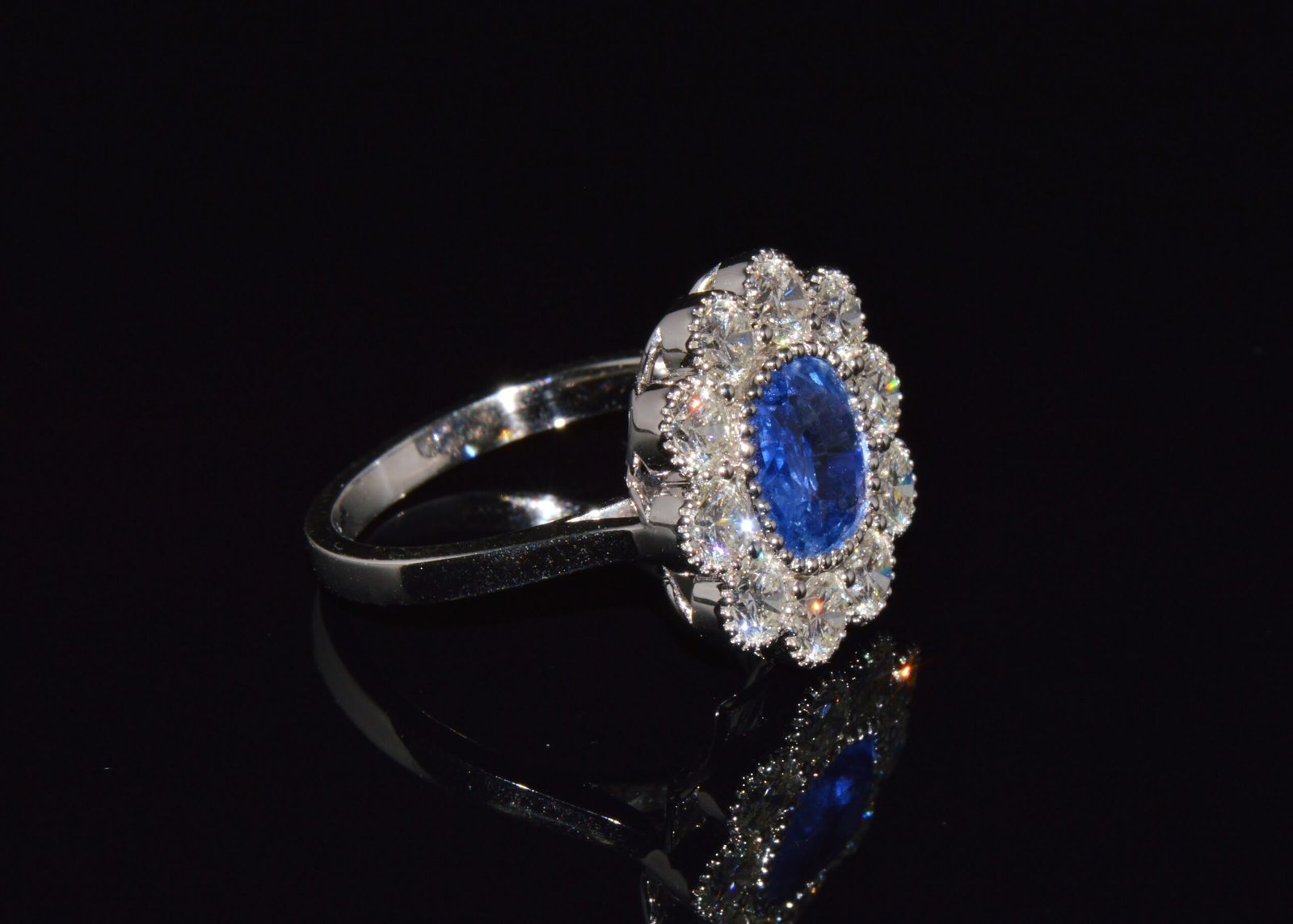 GIA Natural 3.78CTS VS F Diamond Royal Blue Sapphire 18K Gold Dinner Halo Ring