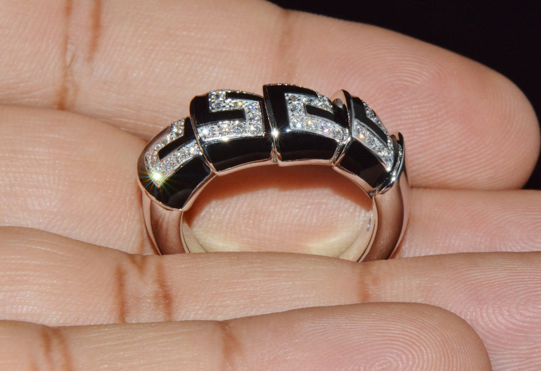 Vintage Roberto Coin Cobra 0.40CT Diamond Articulating Ring in Solid 18K White Gold
