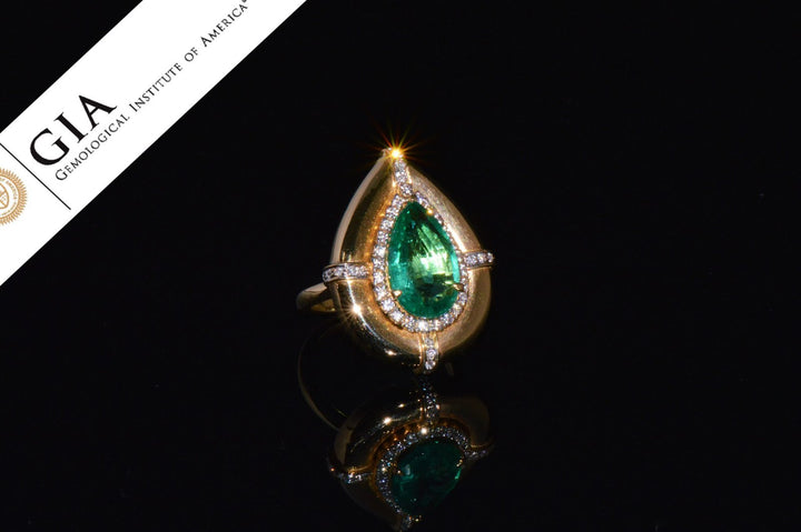 GIA Certified Natural 3.94CTS VS F Diamond Emerald 18K Solid Gold Cocktail Ring