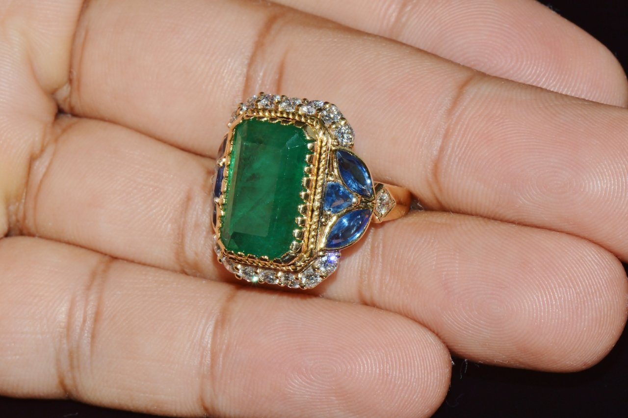 GIA Certified Natural 12.80CTS Emerald Sapphire Diamond 18K Solid Gold Cocktail Ring
