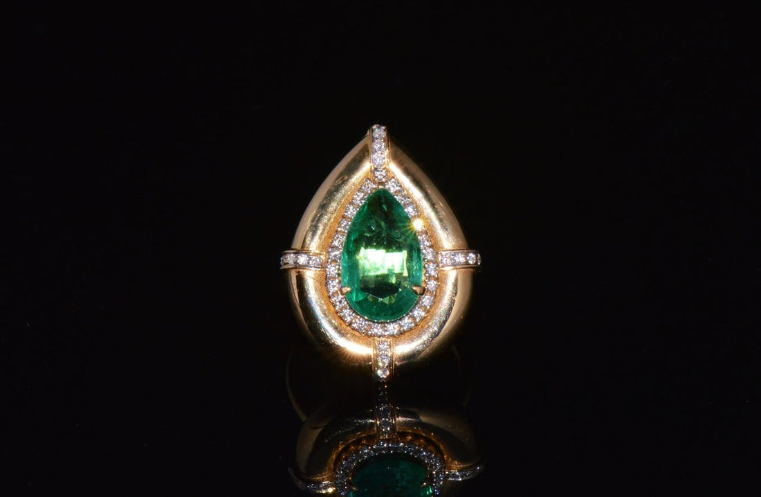 GIA Certified Natural 3.94CTS VS F Diamond Emerald 18K Solid Gold Cocktail Ring