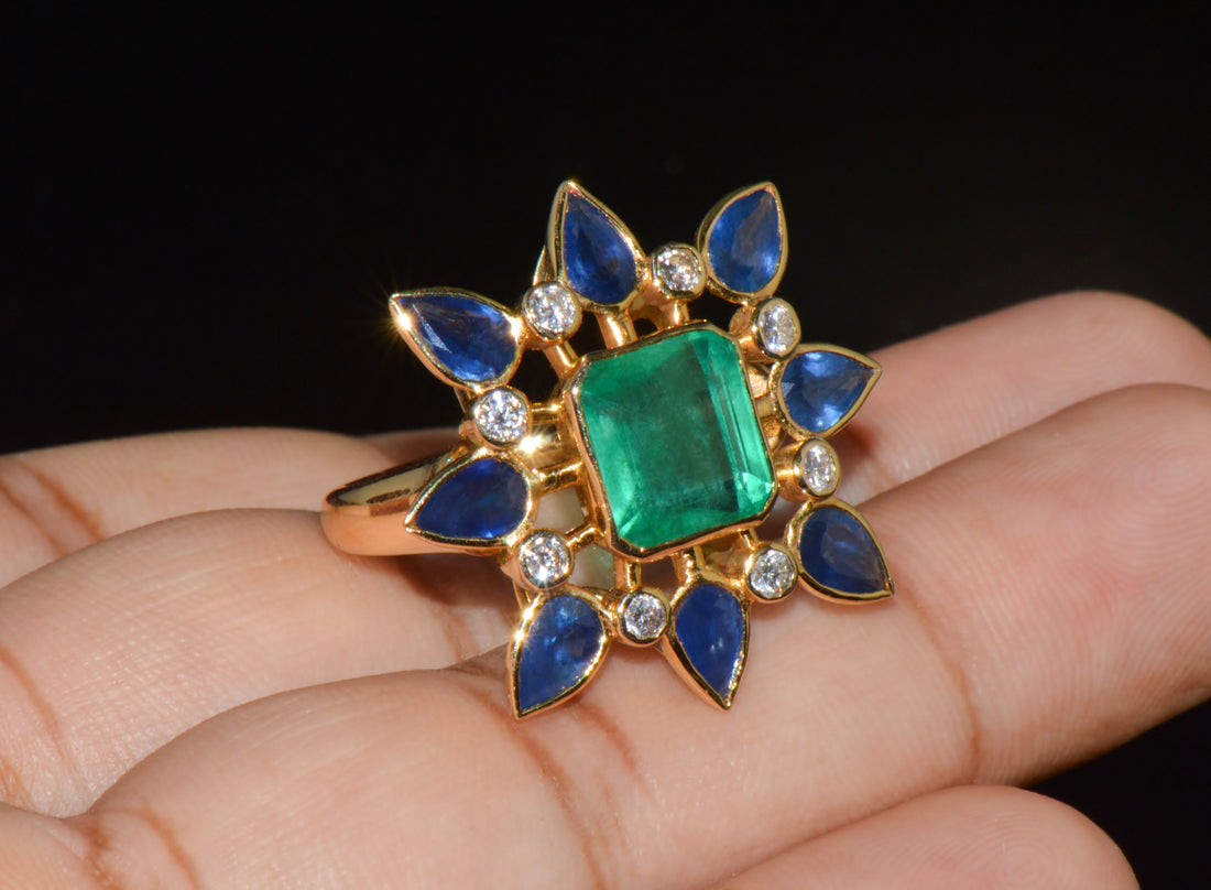 GIA Certified 8.20Cts Emerald Sapphire & Diamond 18K Gold Cocktail Ring