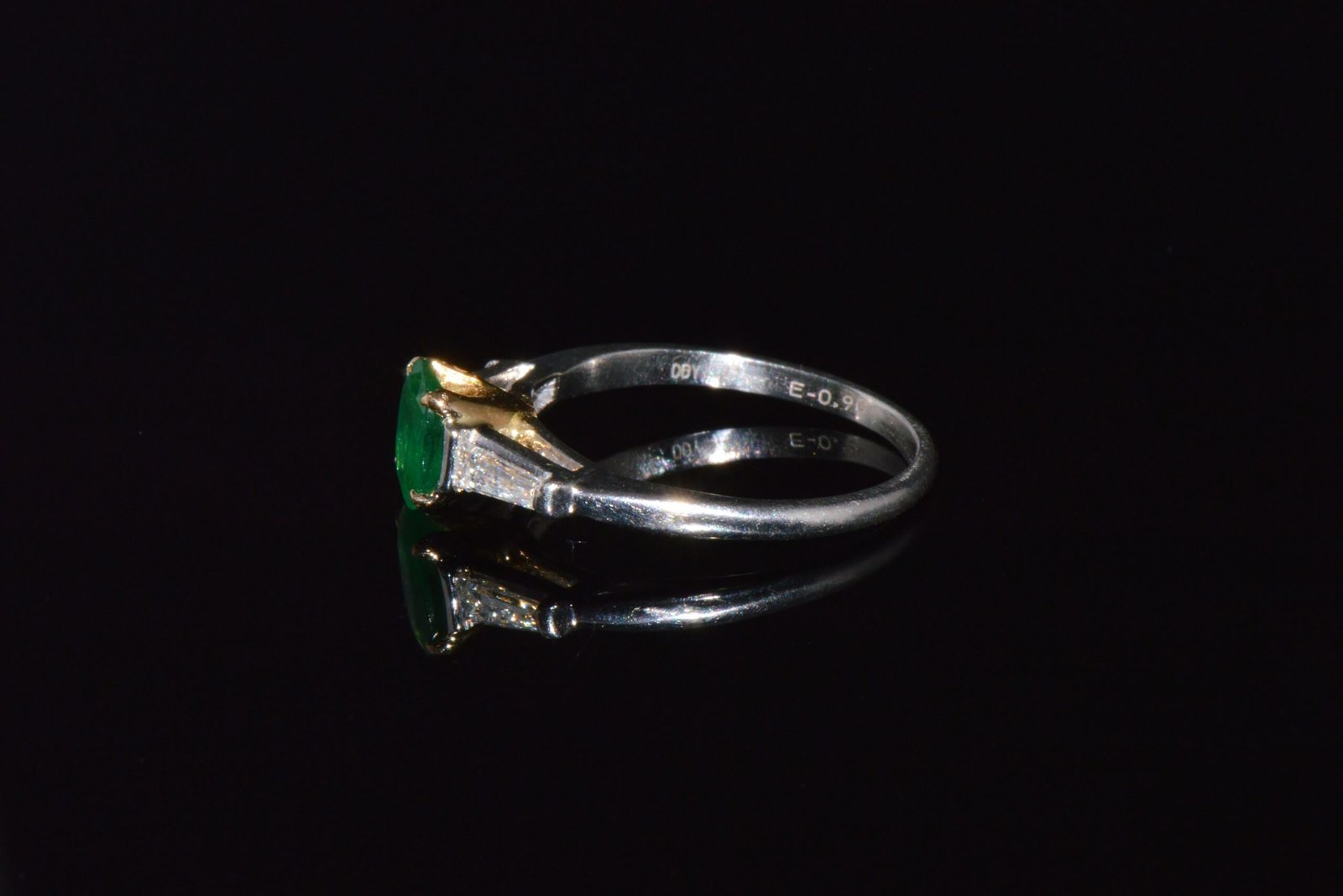 Certified Natural 1.13CTS VS G Diamond Emerald Platinum 18K Gold Three Stone Ring