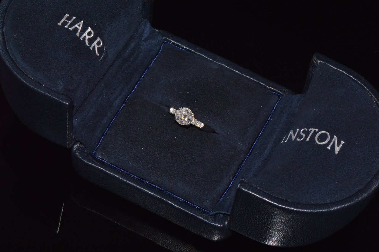 Genuine Harry Winston GIA Certified 0.77CTS F VS Diamond Tryst Platinum Engagement Ring