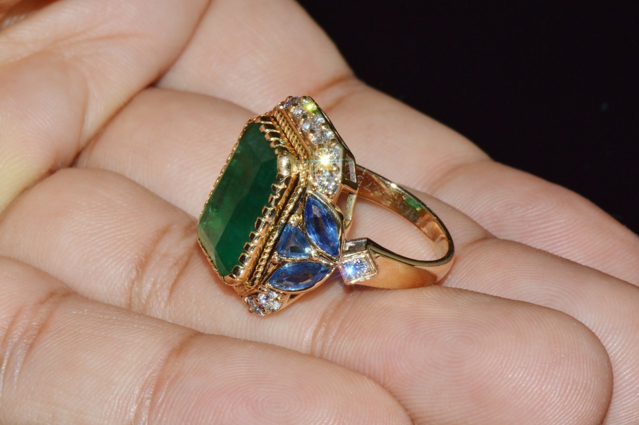 GIA Certified Natural 12.80CTS Emerald Sapphire Diamond 18K Solid Gold Cocktail Ring
