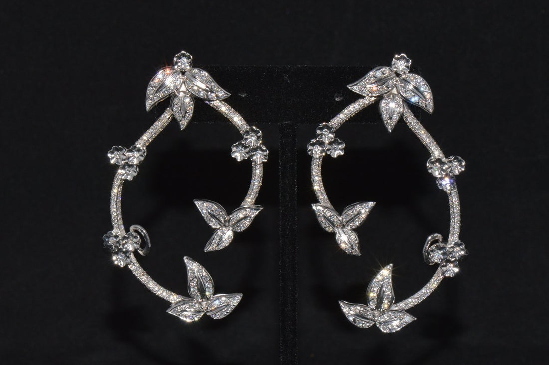 Gorgeous Natural 4.1Cts VS F Diamond 18K Solid Gold Chandelier Cuff Earrings