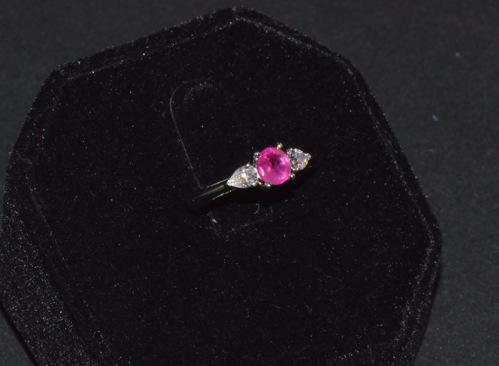Authentic Tiffany & Co. Natural 1.15Cts VS G Diamond Ruby 950 Platinum Engagement Ring