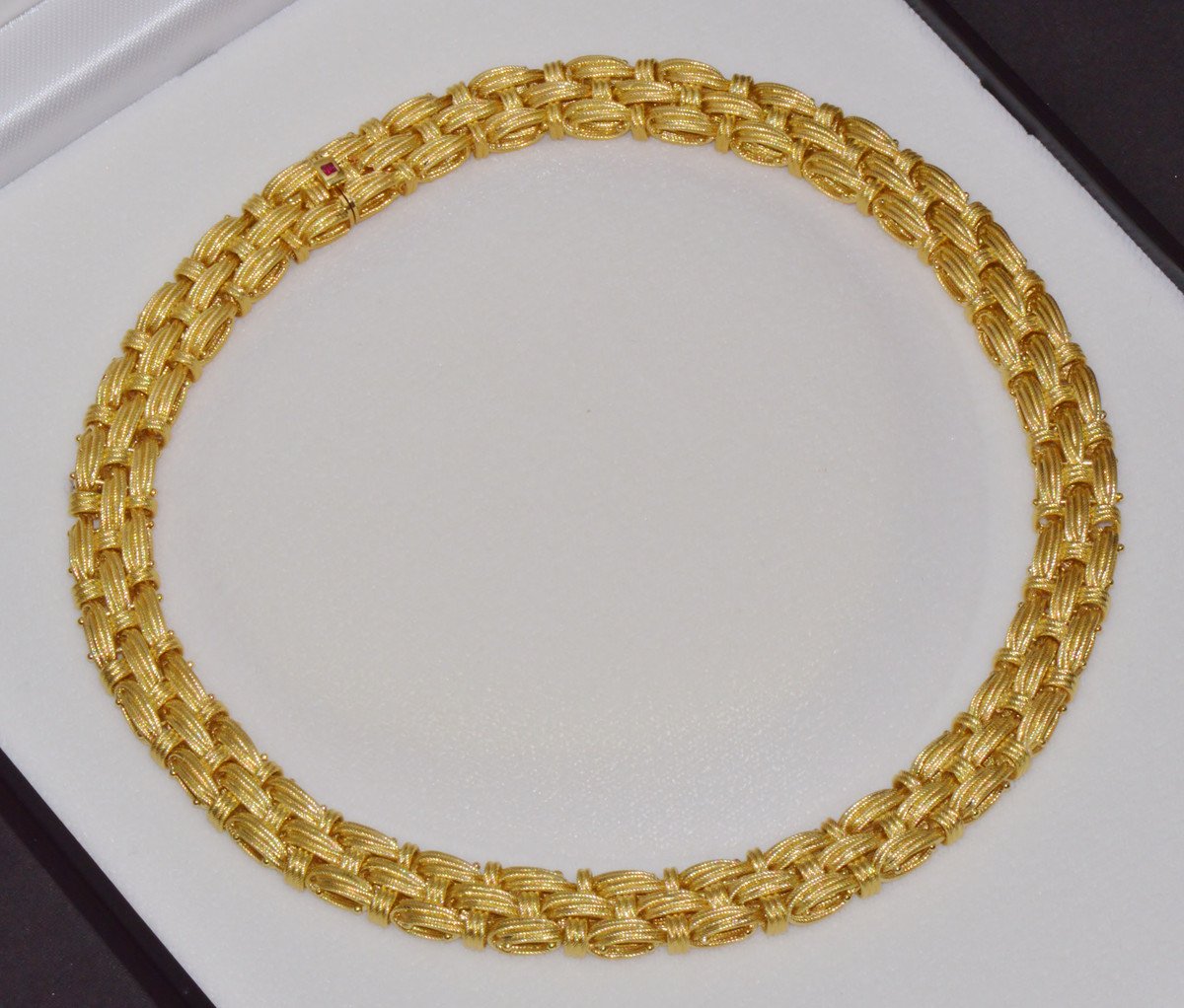 Roberto Coin Appassionata Solid 18K Yellow Gold Woven Collar Necklace – 77 Grams