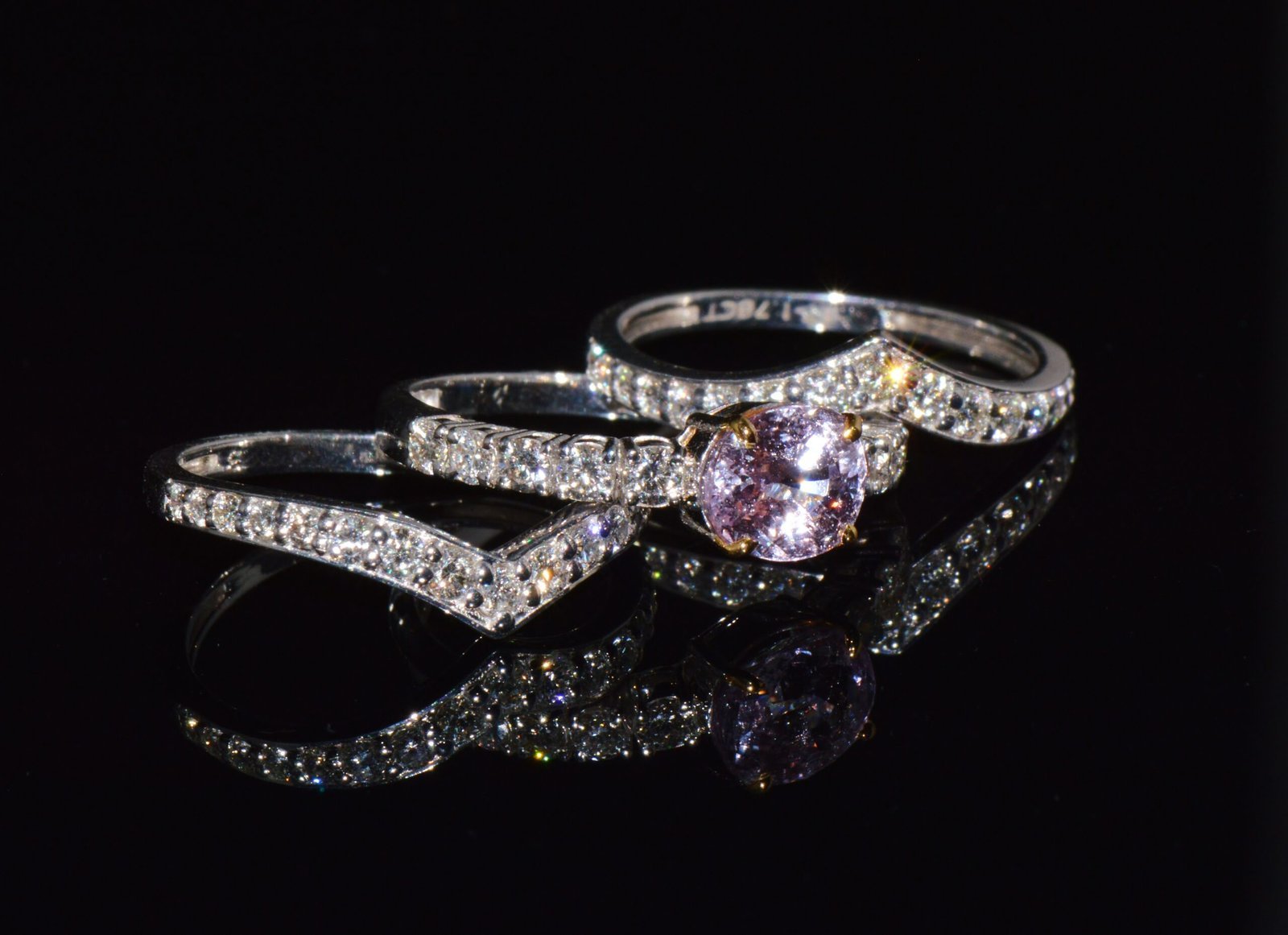 Set of Three GIA Natural 2.94CTS VS F Diamond Pink Purple Sapphire 18K Gold Stacking Rings