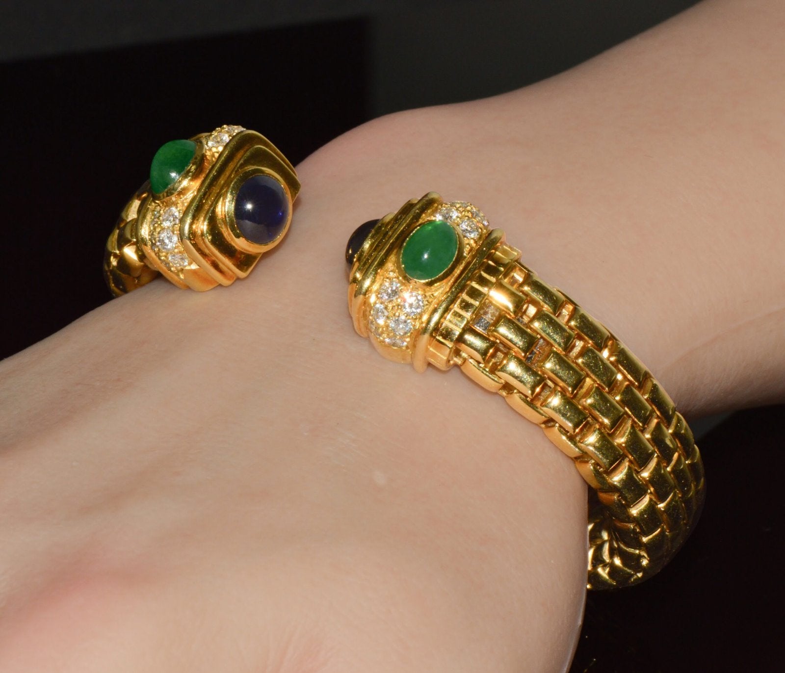 Vintage FOPE Flex’it Natural 5.20CT Diamond Sapphire Emerald 18K Gold Open Cuff Bracelet