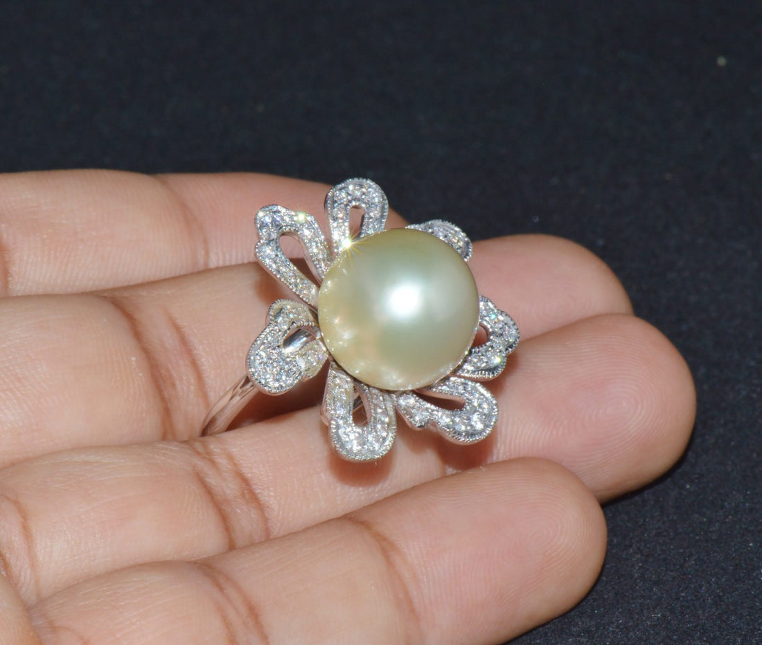 Certified Natural 0.88Cts VS F Diamond 14MM South Sea Pearl 18K Solid Gold Floral Ring
