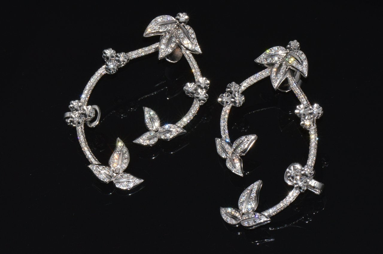 Gorgeous Natural 4.1Cts VS F Diamond 18K Solid Gold Chandelier Cuff Earrings