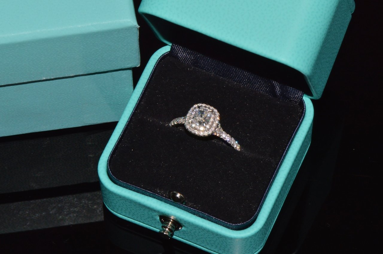 Vintage Tiffany & Co. Natural 0.79Cts F VVS1 Diamond Soleste 950 Platinum Engagement Ring