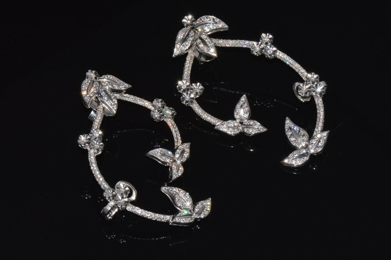 Gorgeous Natural 4.1Cts VS F Diamond 18K Solid Gold Chandelier Cuff Earrings