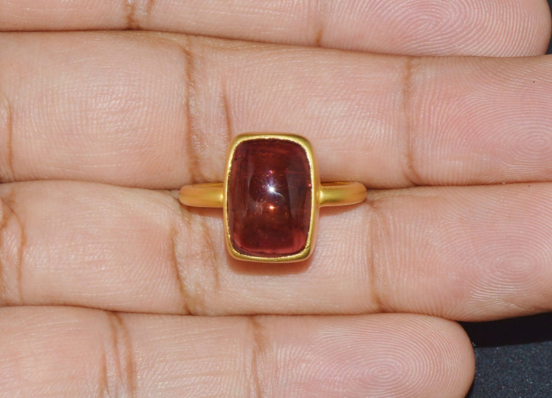 Certified Natural 9.75Cts Rubellite Tourmaline 18K Solid Gold Bezel Stacking Ring