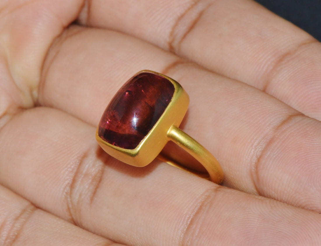 Certified Natural 9.75Cts Rubellite Tourmaline 18K Solid Gold Bezel Stacking Ring
