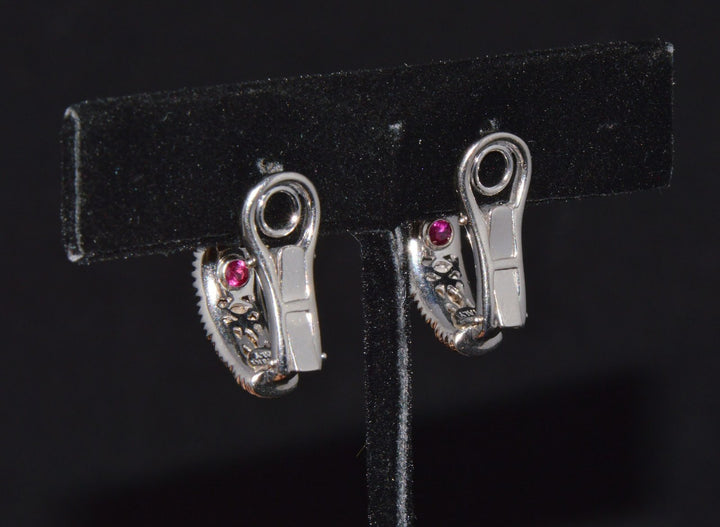 Authentic Roberto Coin Natural 0.30Cts Diamond Appassionata 18K White Gold Huggie Hoop Earrings