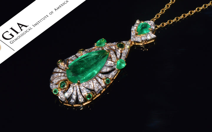 GIA Natural 4.10Cts Emerald Diamond Solid 18K Gold Pendant Necklace