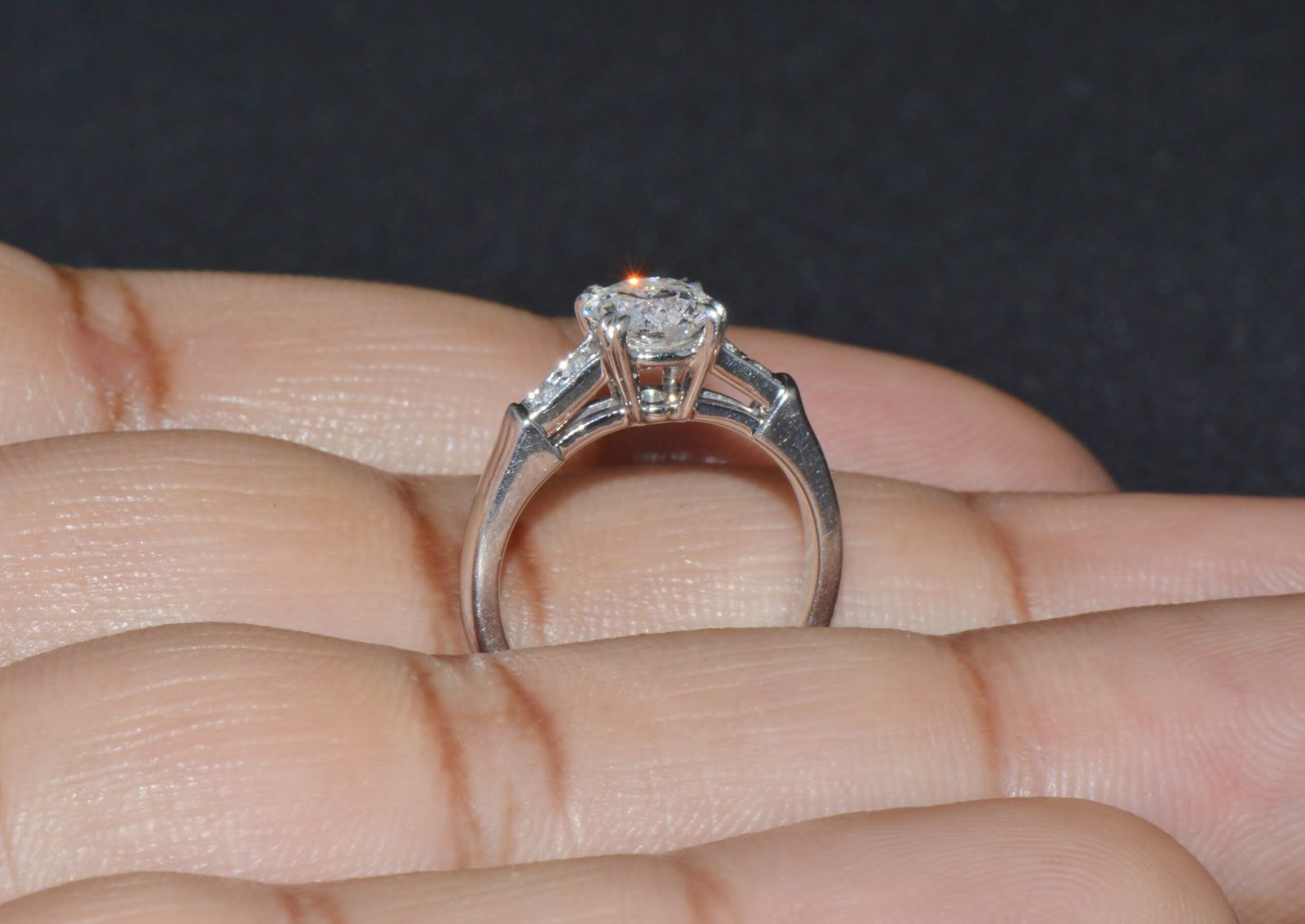 Genuine Harry Winston GIA Certified 0.77CTS F VS Diamond Tryst Platinum Engagement Ring