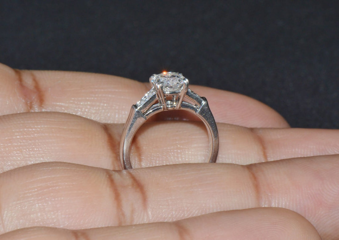 Genuine Harry Winston GIA Certified 0.77CTS F VS Diamond Tryst Platinum Engagement Ring