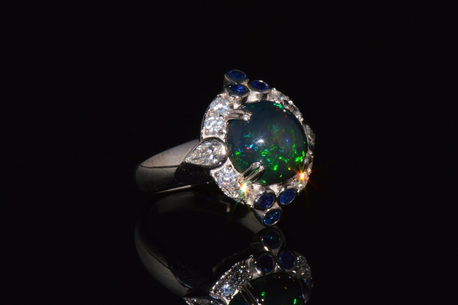 Certified Natural 4.18CTS VS F Diamond Opal Sapphire 18K Solid Gold Cocktail Ring