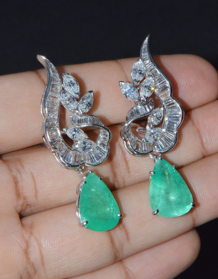 GIA Natural 23.23CTS VS F Diamond Colombian Emerald 18K Gold 900 Platinum 2-IN-1 Cluster Dangle Earrings