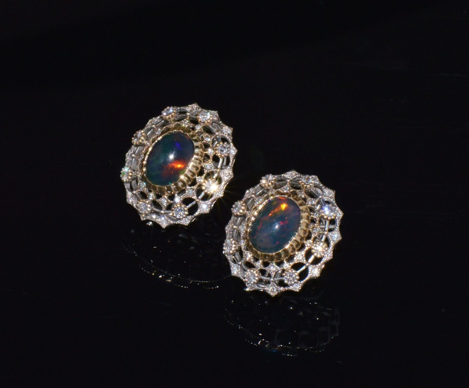 Certified Natural 4.41Cts VS F Diamond Black Opal 18K Solid Gold Cocktail Earrings