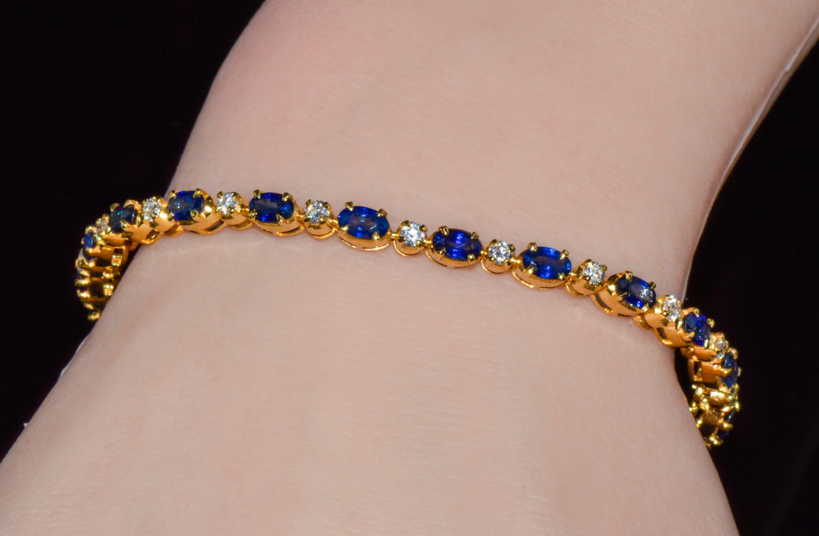 Certified Natural 7.09CT Blue Sapphire & Diamond Solid 18K Yellow Gold Tennis Stacking Bracelet