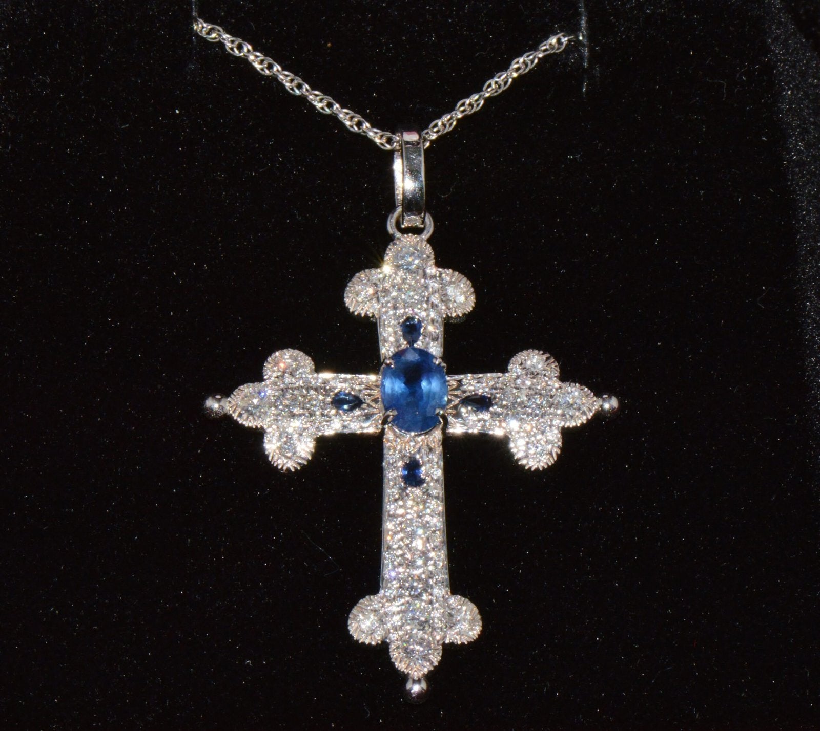 Certified Natural 2.15Cts VS F Diamond Sapphire 18K 750 Solid Gold Filigree Cross Pendant