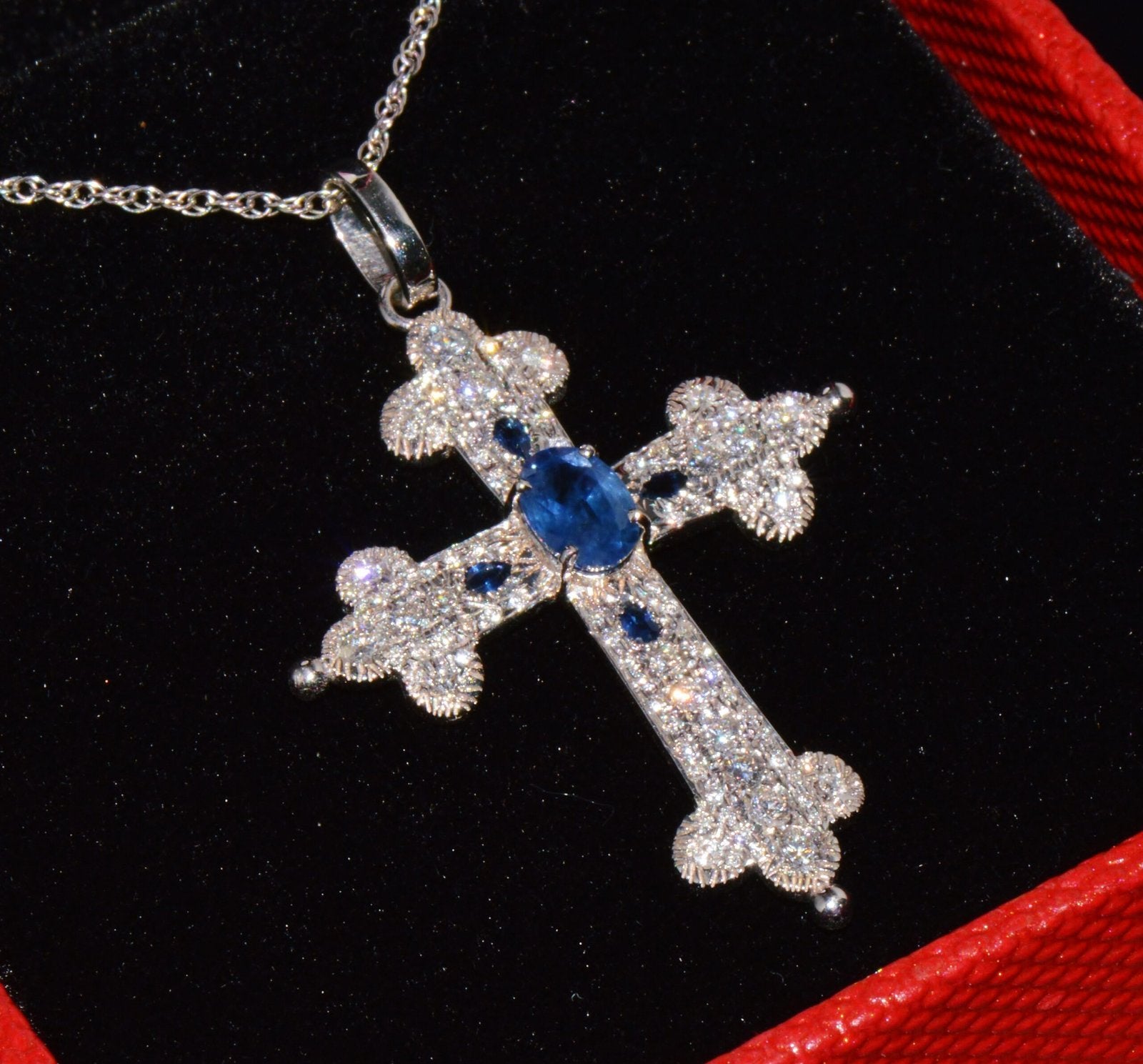 Certified Natural 2.15Cts VS F Diamond Sapphire 18K 750 Solid Gold Filigree Cross Pendant