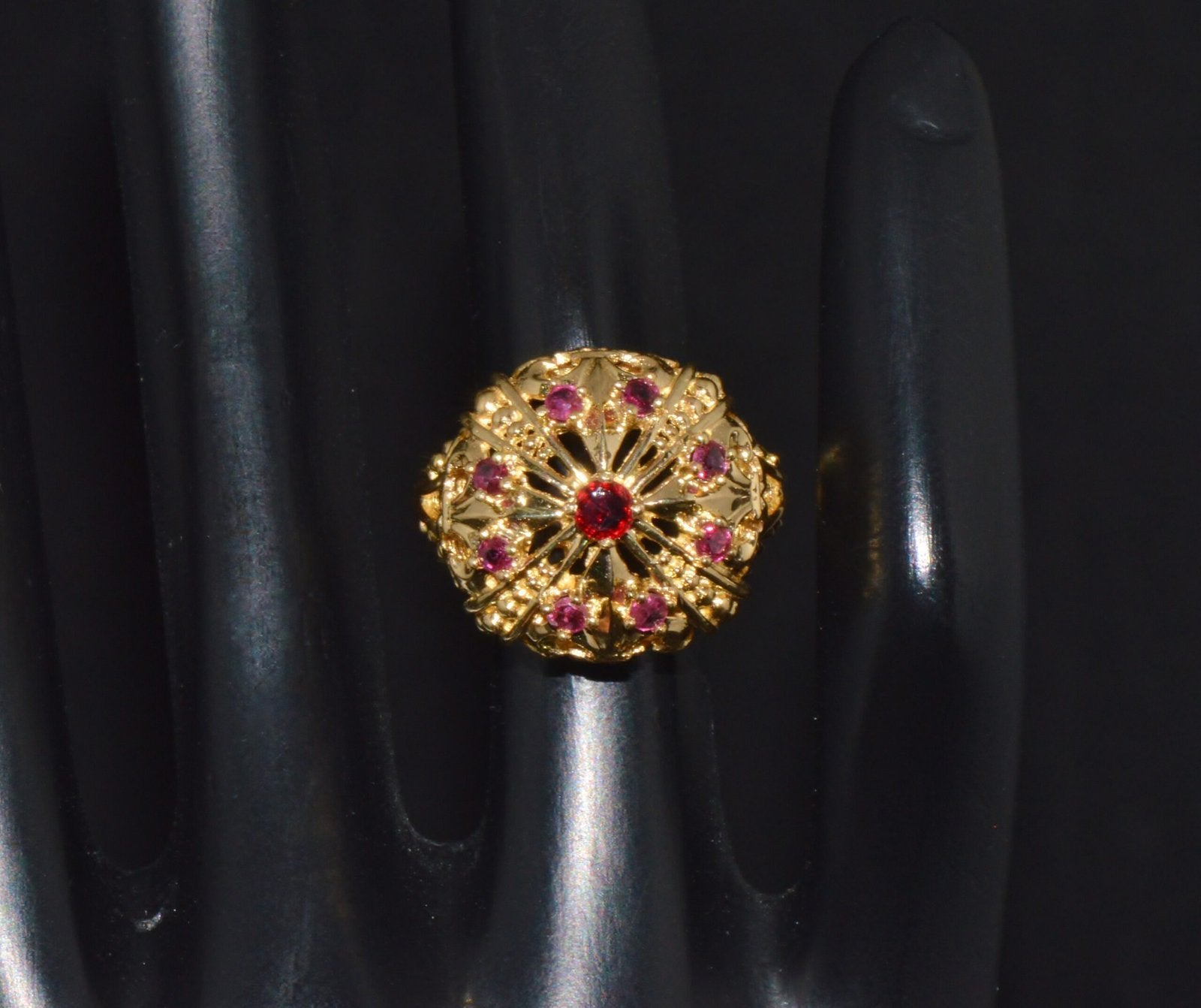 Vintage Franklin Mint Natural Ruby 18K 750 Solid Gold Etruscan Crown Dome Ring