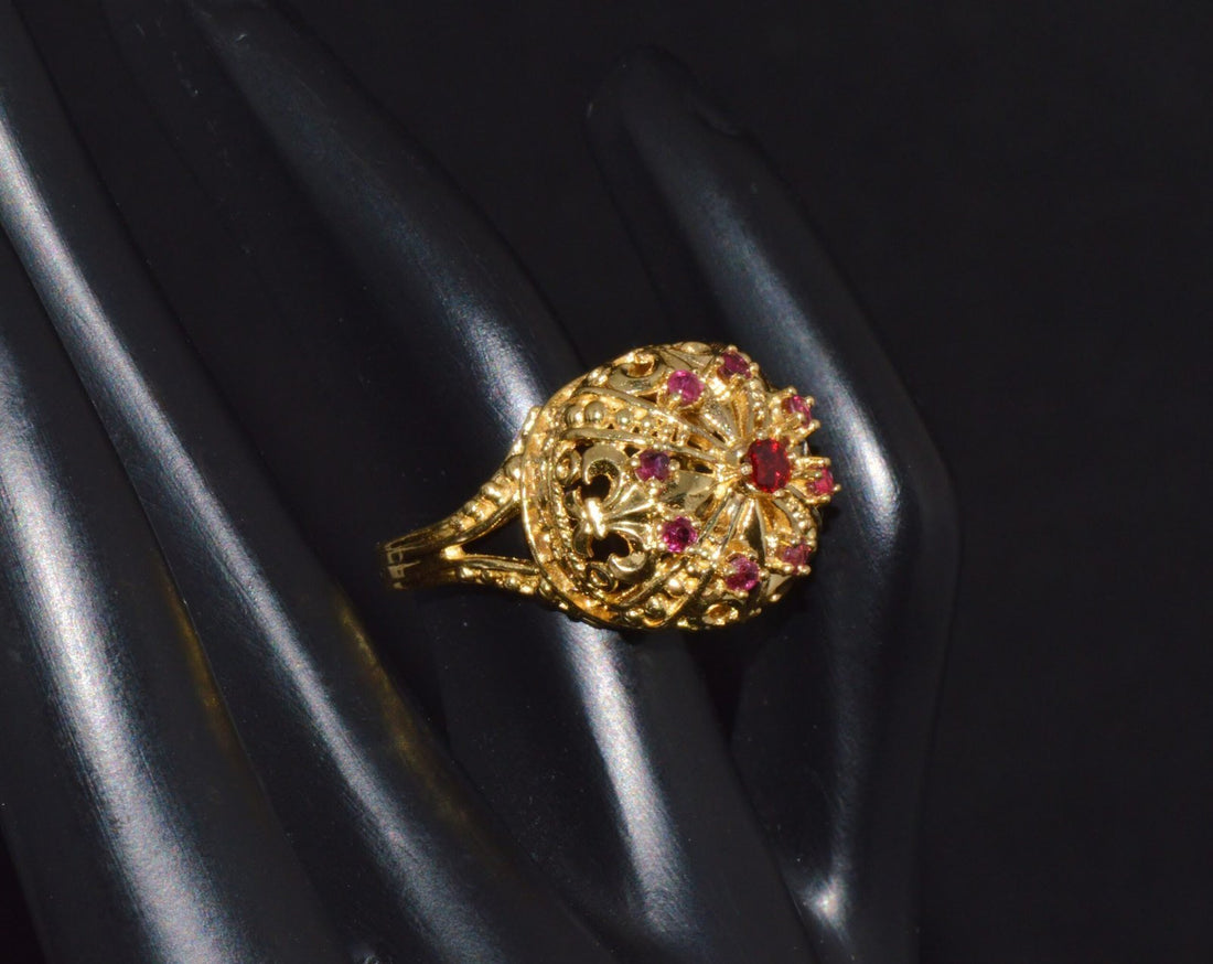 Vintage Franklin Mint Natural Ruby 18K 750 Solid Gold Etruscan Crown Dome Ring