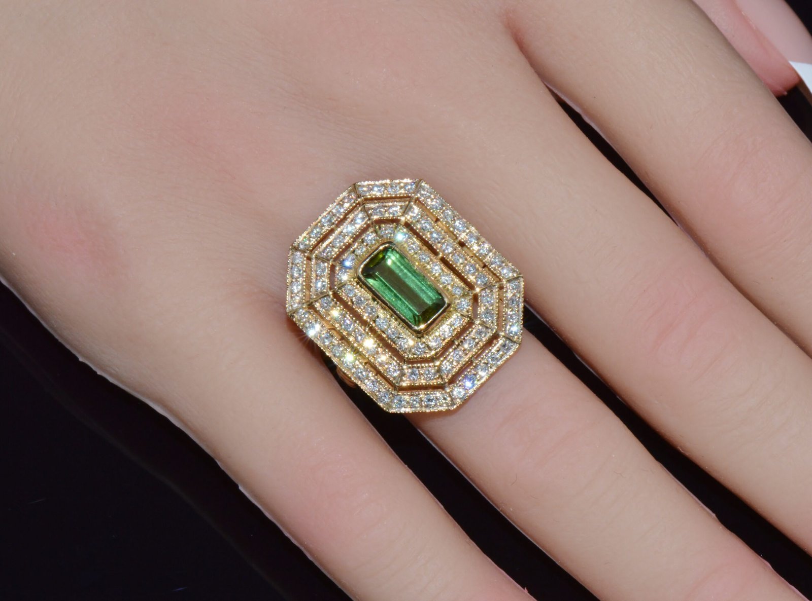 Certified Natural 2.82CTS VS F Diamond Green Tourmaline 750 18K Solid Gold Milgrain Cocktail Ring